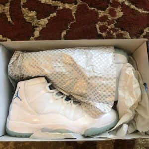 Air Jordan retro 11s